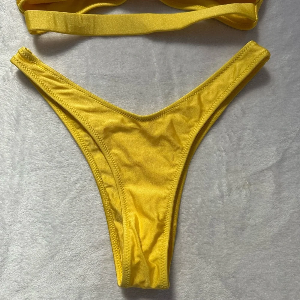 Amazon Yellow Cutout High Leg Bikini Size Medium NWOT